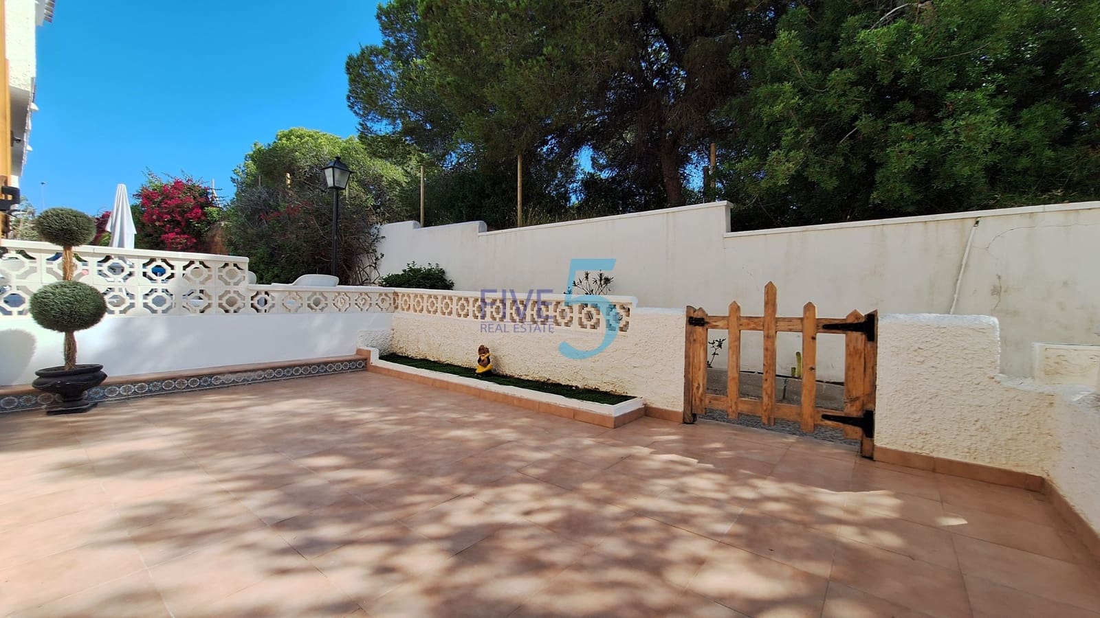 2 slaapkamer Huis te koop in Playa Flamenca met garage - € 249.000 (Ref: 9941473)