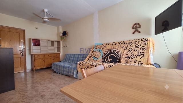 Studio til salgs i Torrevieja med svømmebasseng - € 86 900 (Ref: 9941474)