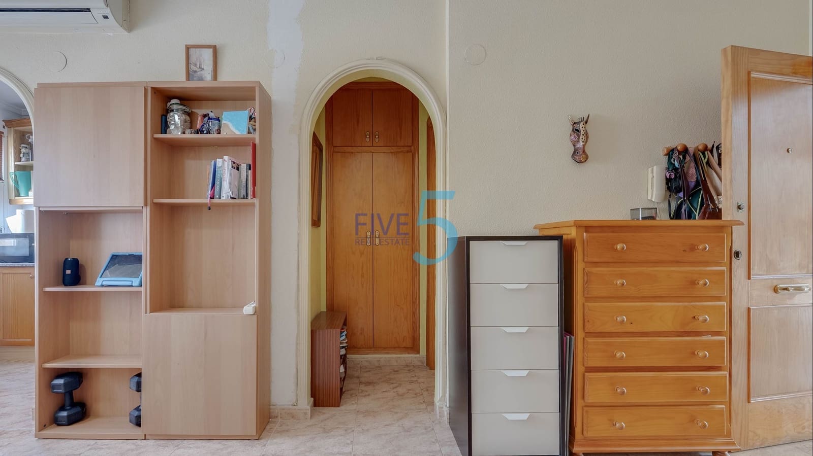 Studio te koop in Torrevieja met zwembad - € 86.900 (Ref: 9941474)