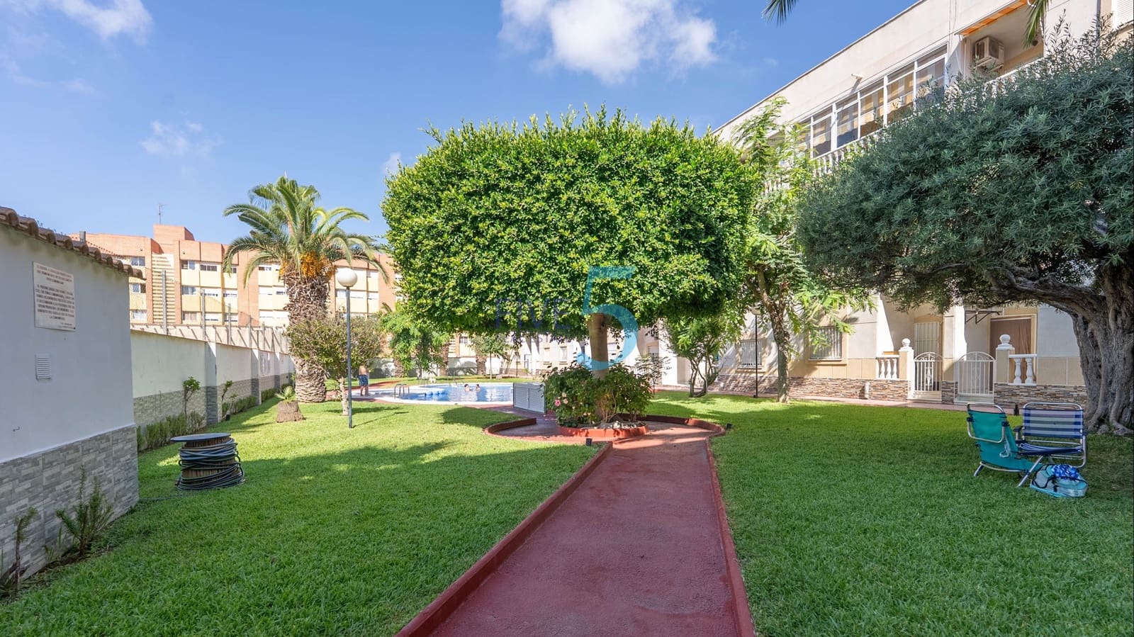 Studio te koop in Torrevieja met zwembad - € 86.900 (Ref: 9941474)