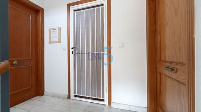 Studio for sale in Torrevieja with pool - € 86,900 (Ref: 9941474)