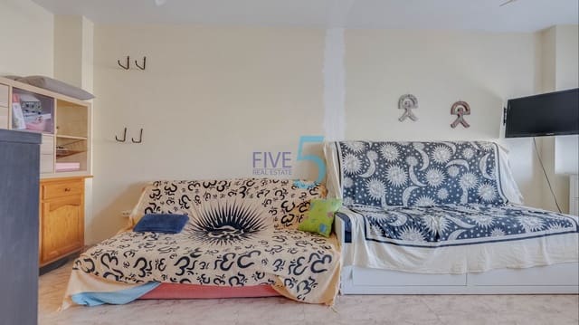 Studio for sale in Torrevieja with pool - € 86,900 (Ref: 9941474)