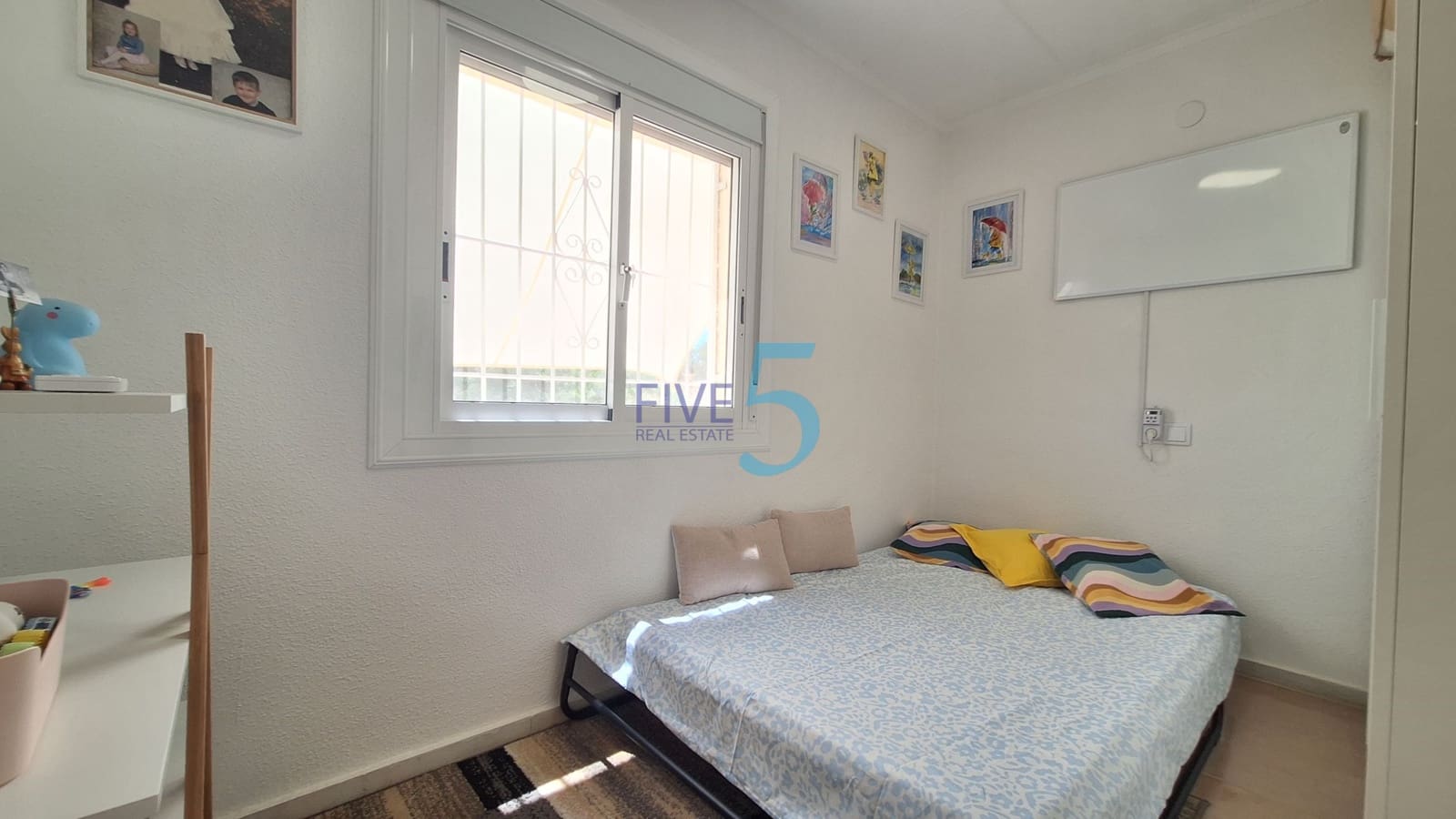 3 bedroom Villa for sale in San Fulgencio with garage - € 245,000 (Ref: 9943198)