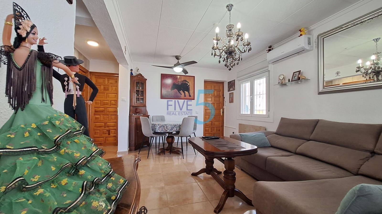 3 bedroom Villa for sale in San Fulgencio with garage - € 245,000 (Ref: 9943198)