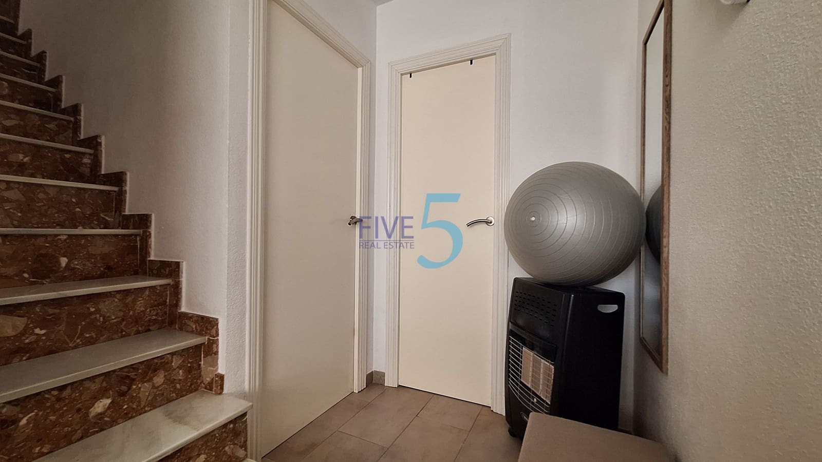 2 bedroom Semi-detached Villa for sale in Los Altos with pool - € 189,000 (Ref: 9944863)