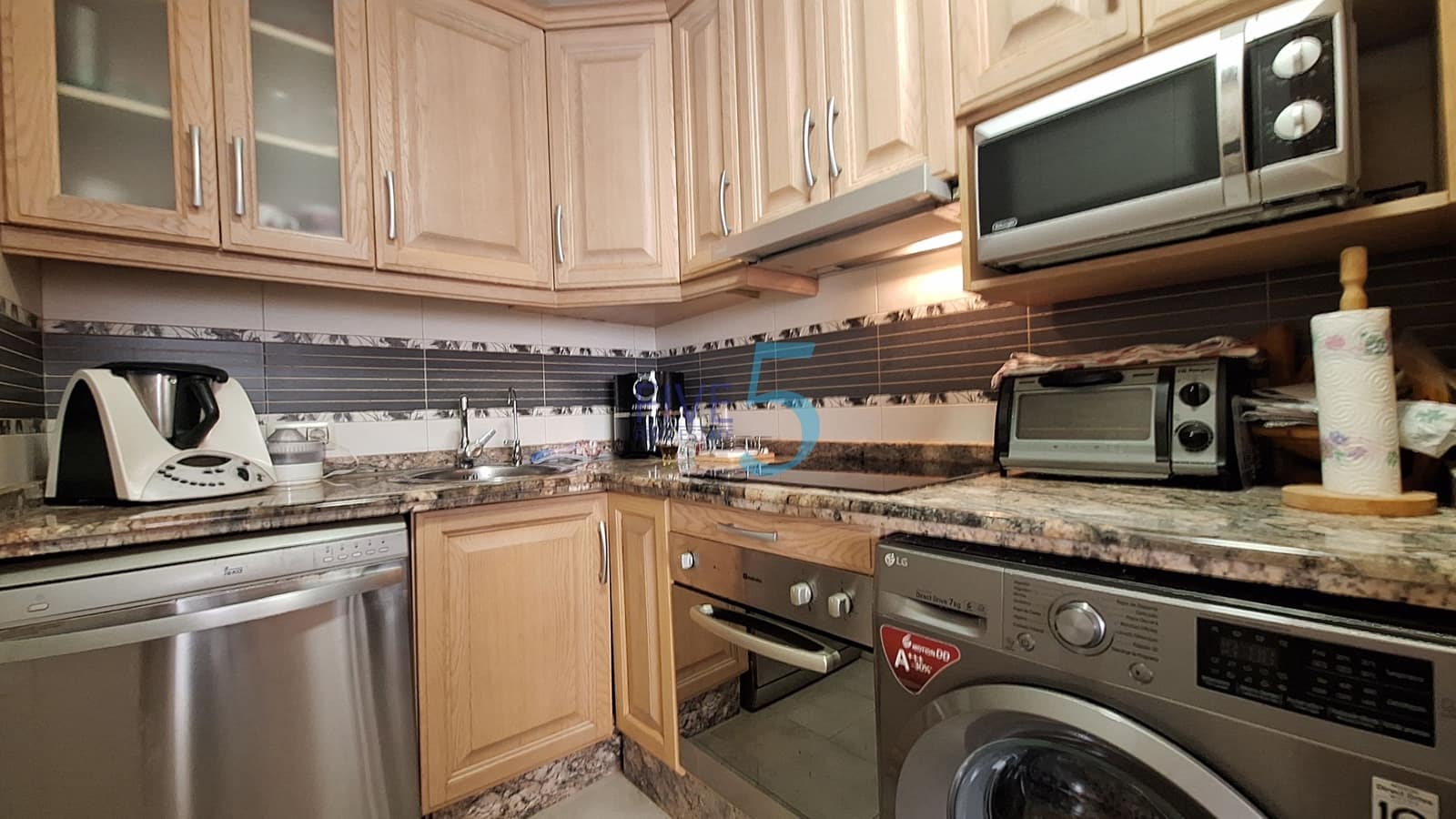2 bedroom Semi-detached Villa for sale in Los Altos with pool - € 189,000 (Ref: 9944863)