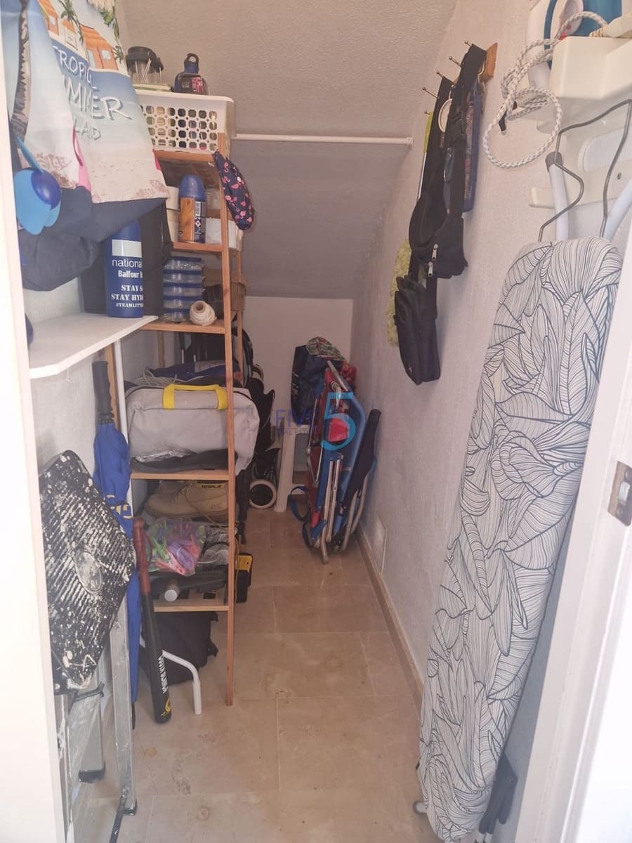 2 makuuhuone Huoneisto myytävänä paikassa Los Dolses mukana uima-altaan - 199 995 € (Ref: 9946758)