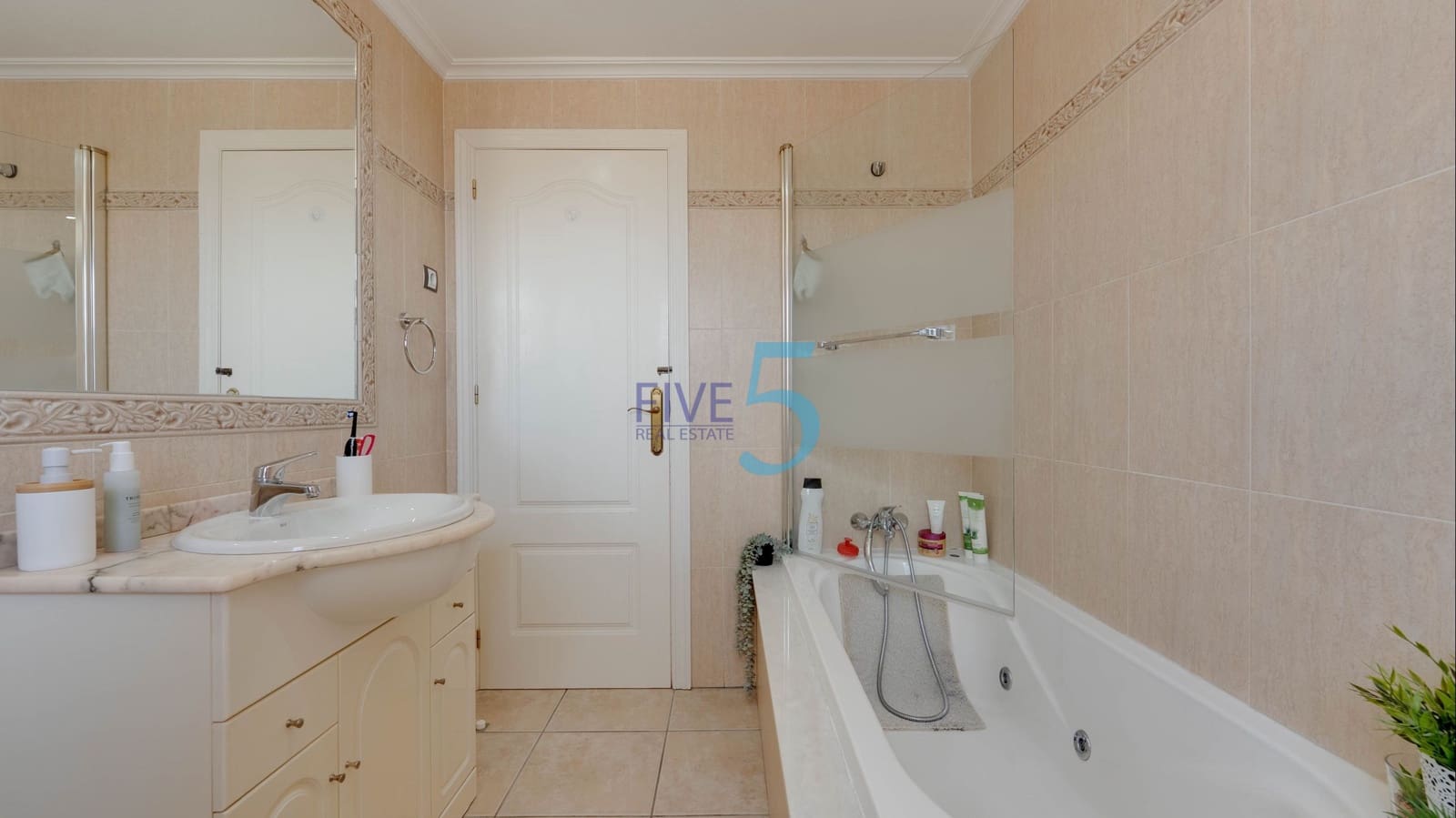 3 sypialnia Willa na sprzedaż w Lo Crispin z basenem - 330 000 € (Ref: 9946806)