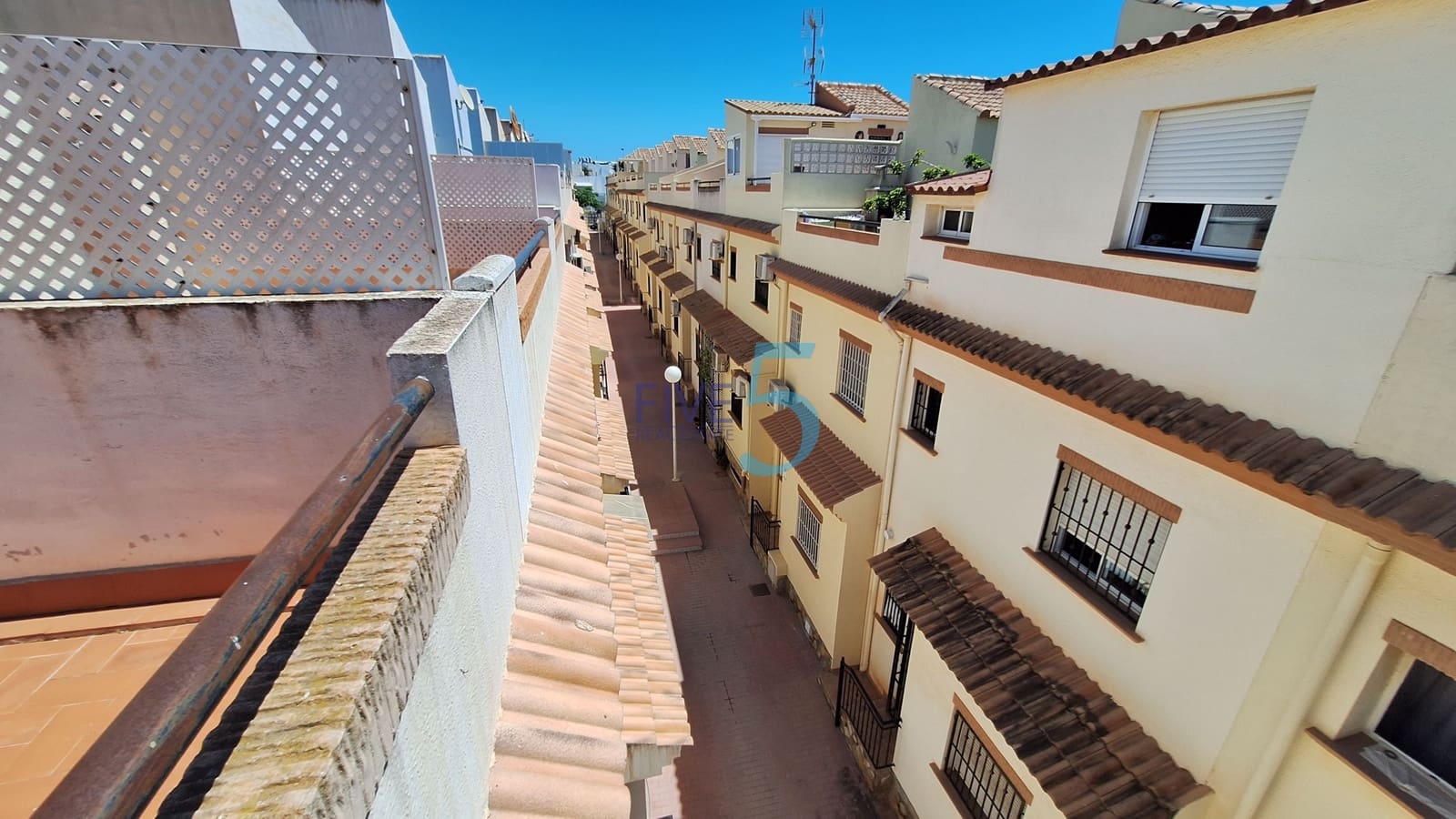 3 sovrum Hus till salu i Torrevieja med pool garage - 198 000 € (Ref: 9946874)