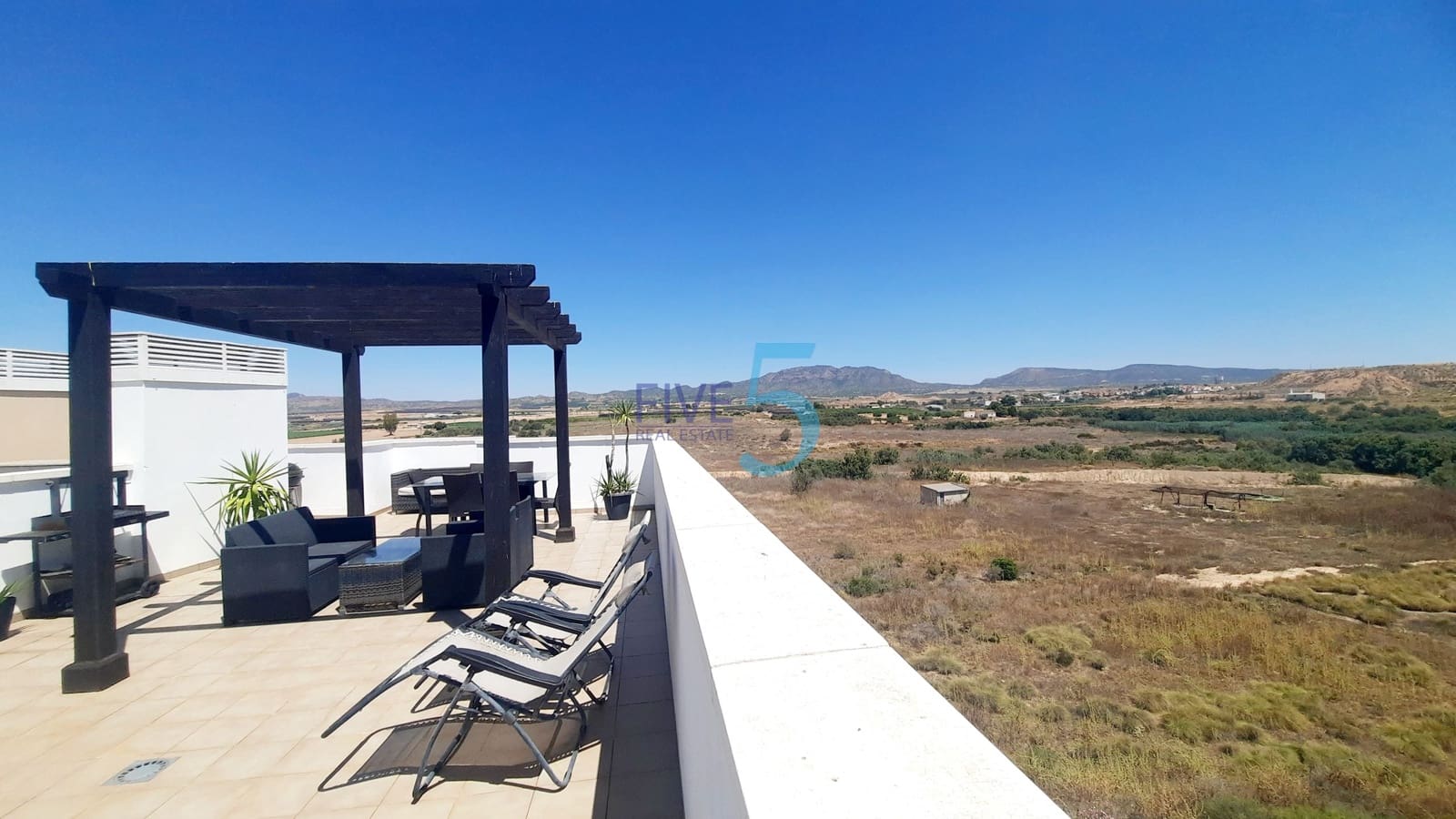 Ático de 2 habitaciones en Gea y Truyols en venta con piscina - 175.000 € (Ref: 9946908)