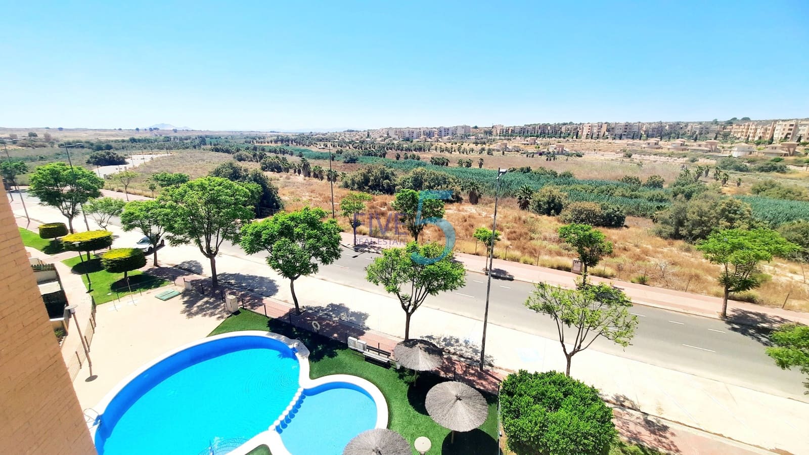 Ático de 2 habitaciones en Gea y Truyols en venta con piscina - 175.000 € (Ref: 9946908)