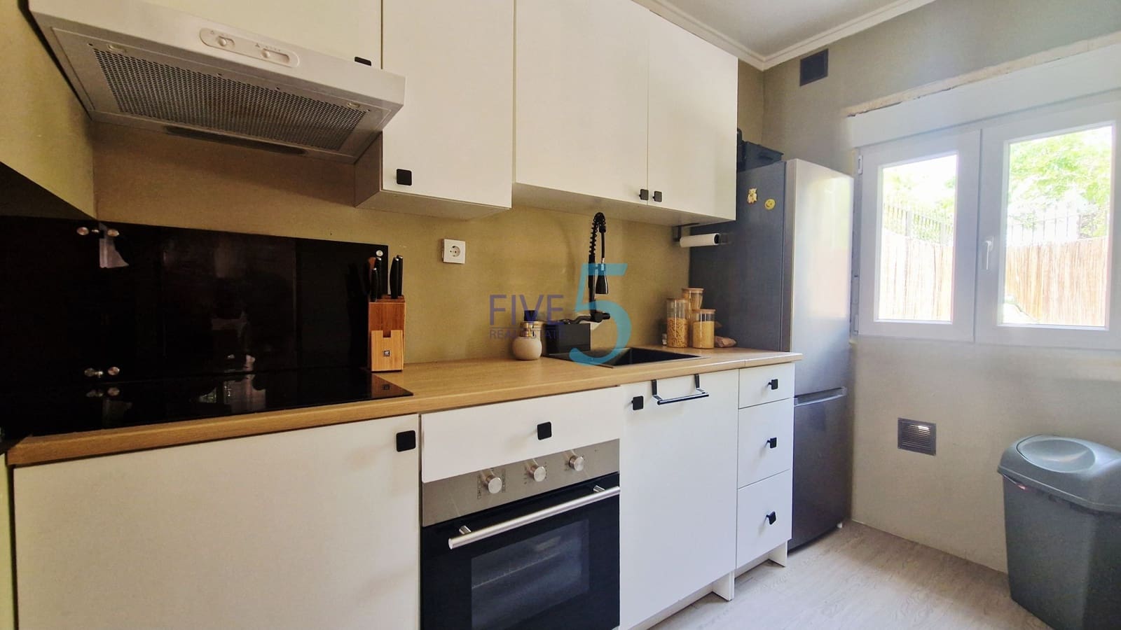 3 slaapkamer Huis te koop in Los Alcazares met garage - € 189.000 (Ref: 9948598)