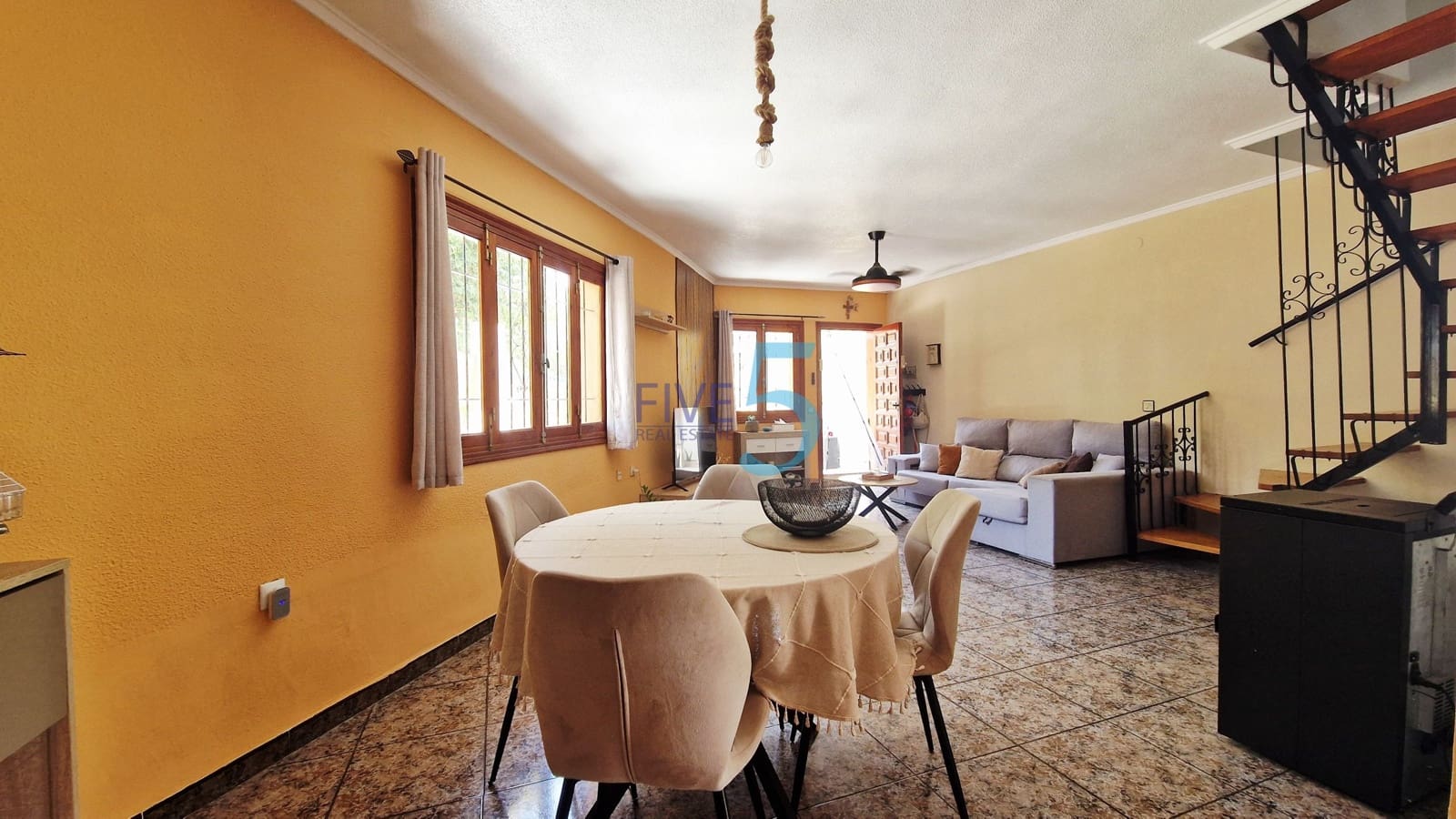 3 slaapkamer Huis te koop in Los Alcazares met garage - € 189.000 (Ref: 9948598)