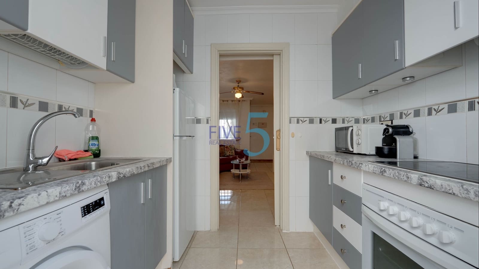 2 Zimmer Apartment zu verkaufen in Vistabella mit Pool Garage - 129.995 € (Ref: 9948856)