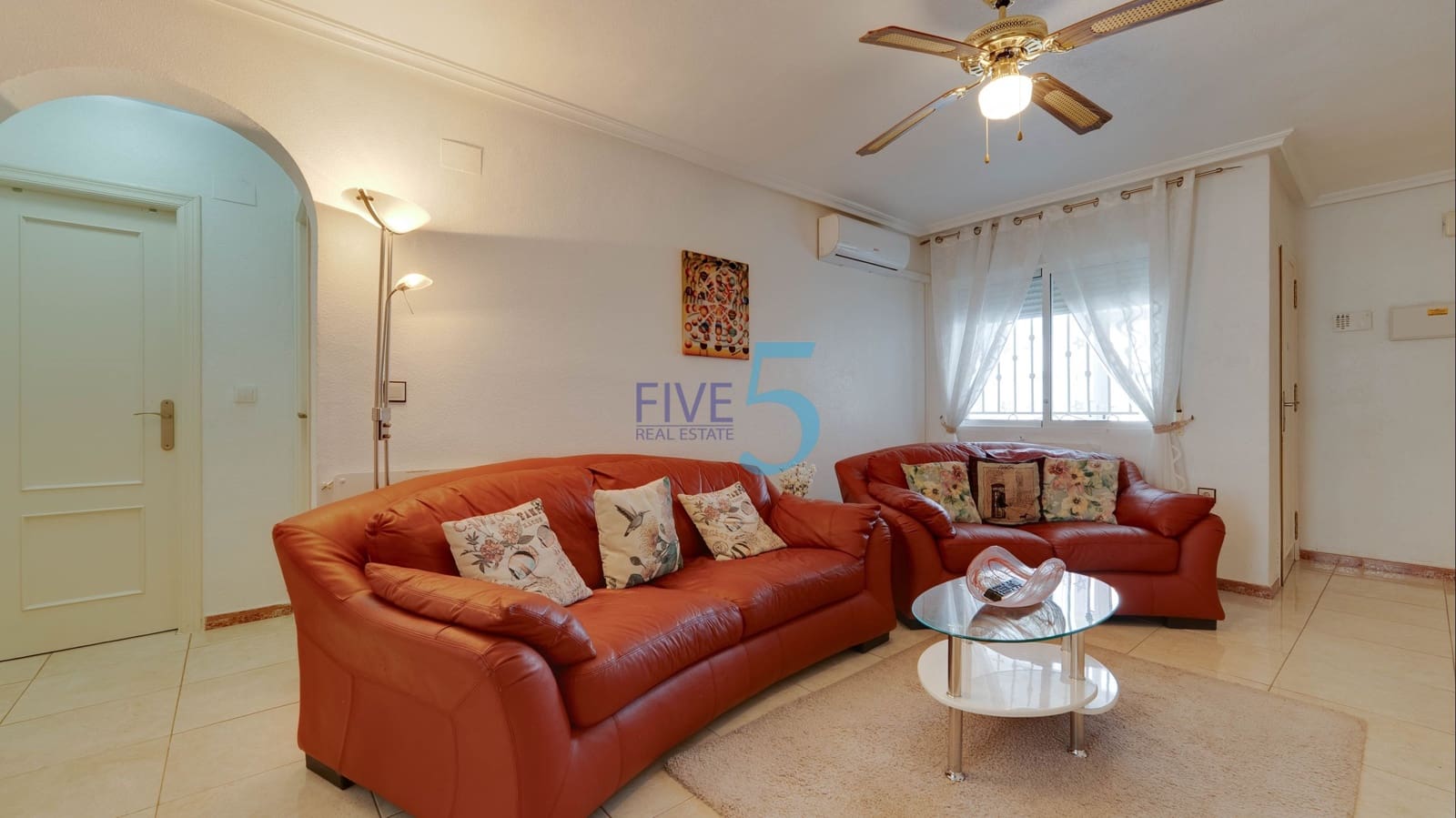 2 Zimmer Apartment zu verkaufen in Vistabella mit Pool Garage - 129.995 € (Ref: 9948856)