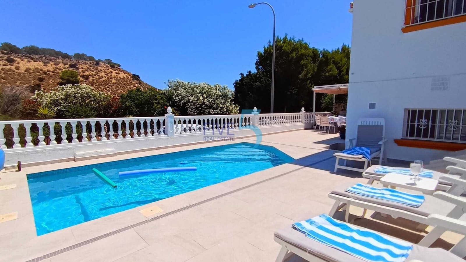4 soverom Villa til salgs i San Fulgencio med svømmebasseng - € 249 995 (Ref: 9949184)