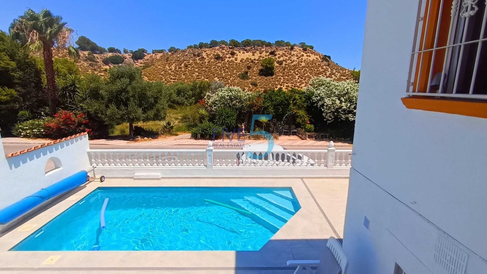 4 soverom Villa til salgs i San Fulgencio med svømmebasseng - € 249 995 (Ref: 9949184)