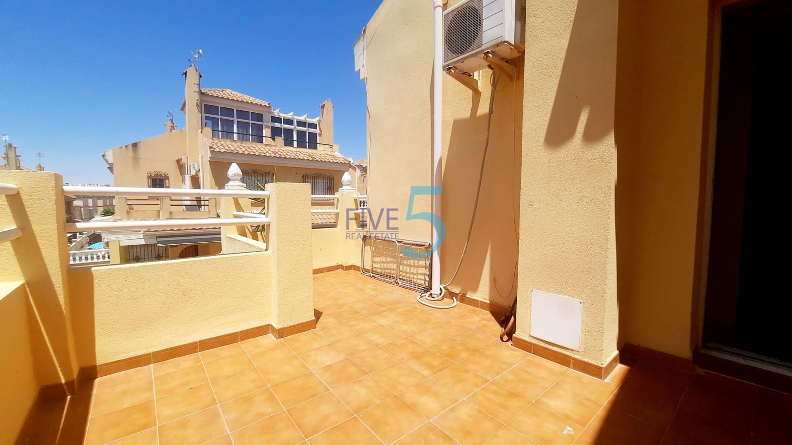 3 soveværelse Byhus til salg i Los Altos med swimmingpool - € 169.950 (Ref: 9950396)