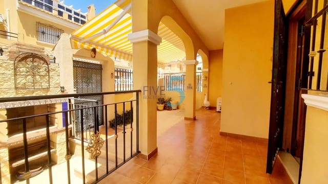 3 soveværelse Byhus til salg i Los Altos med swimmingpool - € 169.950 (Ref: 9950396)