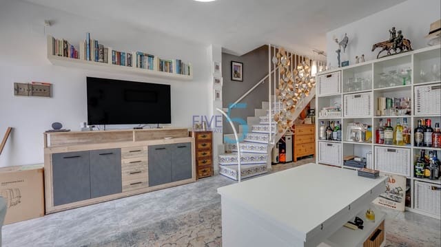 3 bedroom Townhouse for sale in Los Alcázares - € 165,000 (Ref: 9950633)
