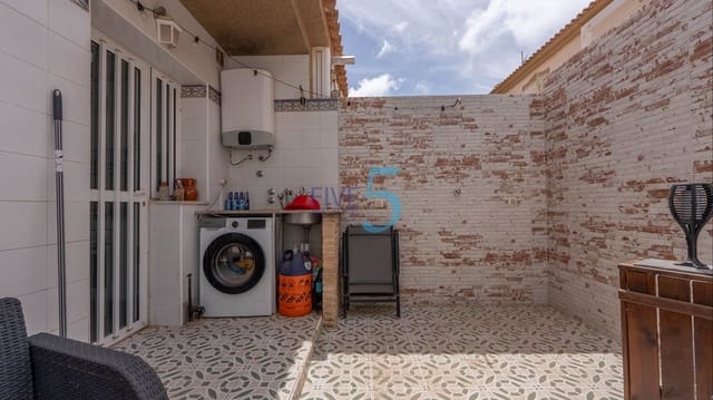 3 bedroom Townhouse for sale in Los Alcázares - € 165,000 (Ref: 9950633)