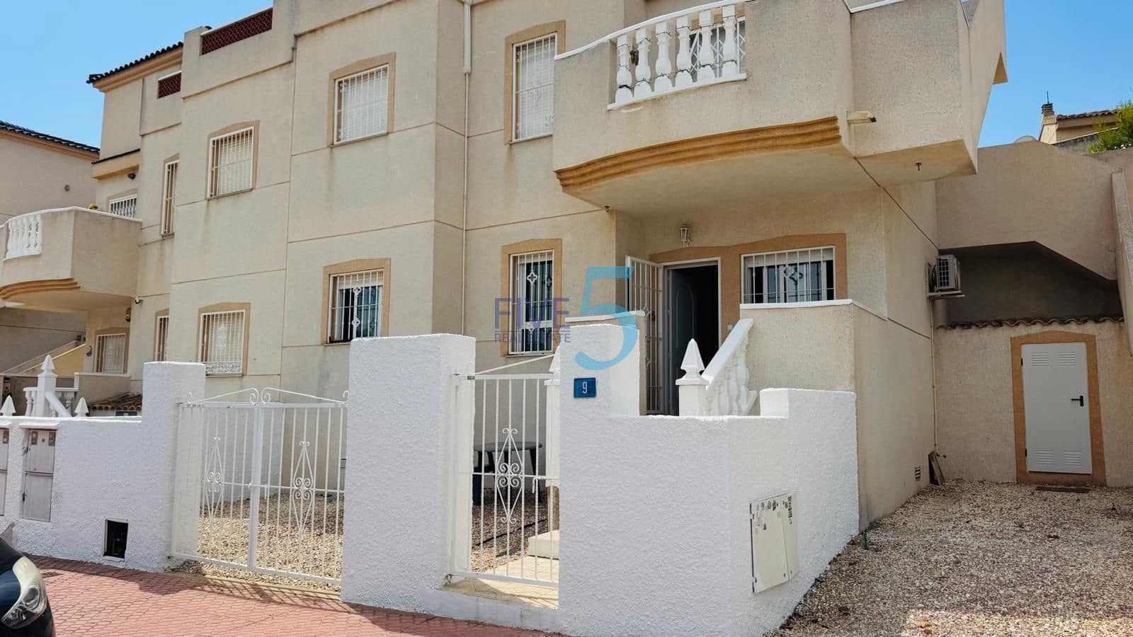 2 soveværelse Lejlighed til salg i Ciudad Quesada med swimmingpool garage - € 135.000 (Ref: 9950634)