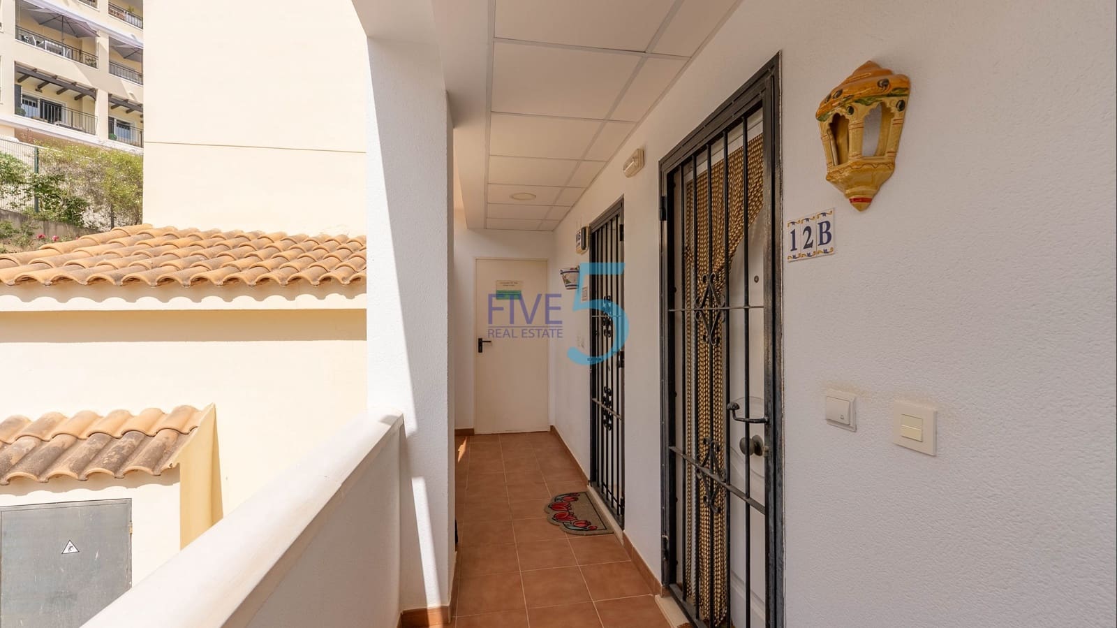 2 soveværelse Lejlighed til salg i Villamartin med swimmingpool garage - € 159.999 (Ref: 9952918)