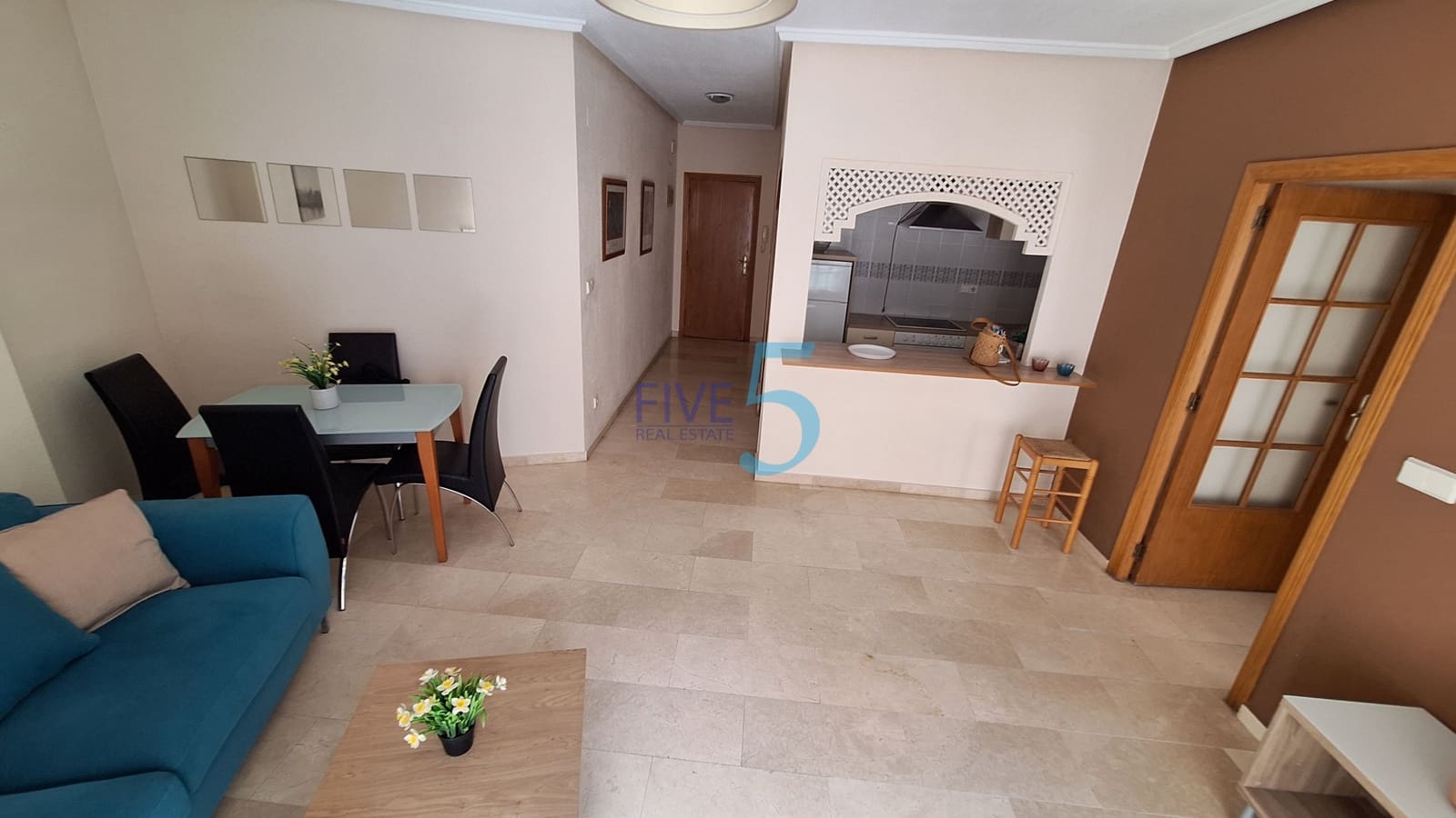2 bedroom Apartment for sale in Torrevieja with garage - € 167,000 (Ref: 9953117)