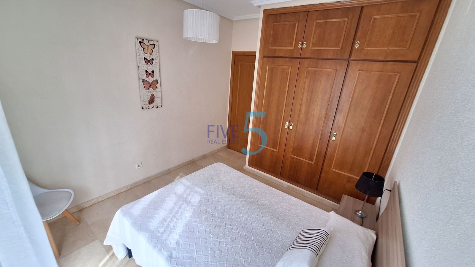 2 bedroom Apartment for sale in Torrevieja with garage - € 167,000 (Ref: 9953117)