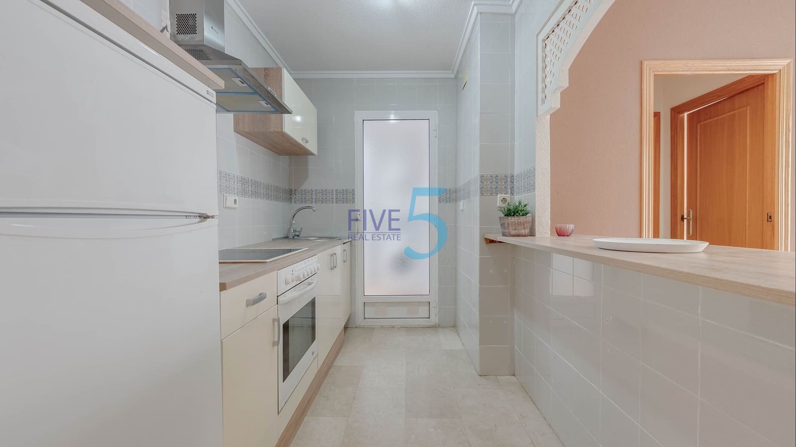 2 quarto Apartamento para venda em Torrevieja com garagem - 159 900 € (Ref: 9953117)