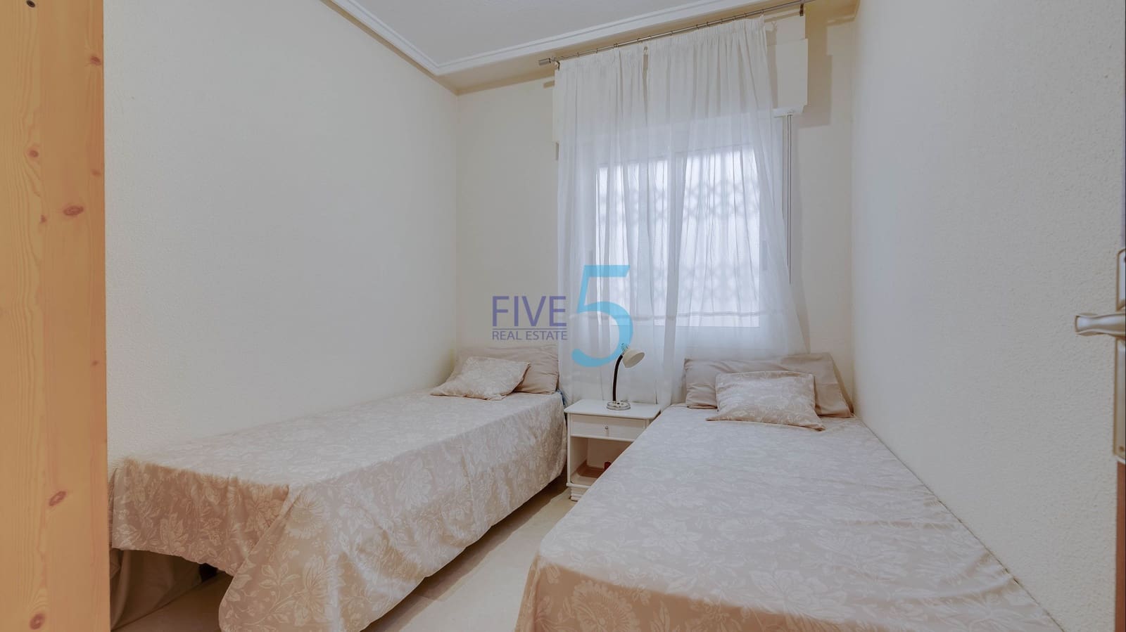2 quarto Apartamento para venda em Torrevieja com garagem - 159 900 € (Ref: 9953117)