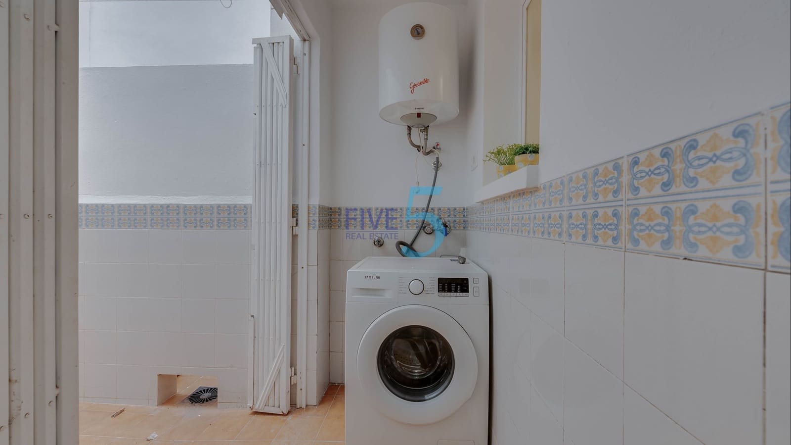 2 quarto Apartamento para venda em Torrevieja com garagem - 159 900 € (Ref: 9953117)