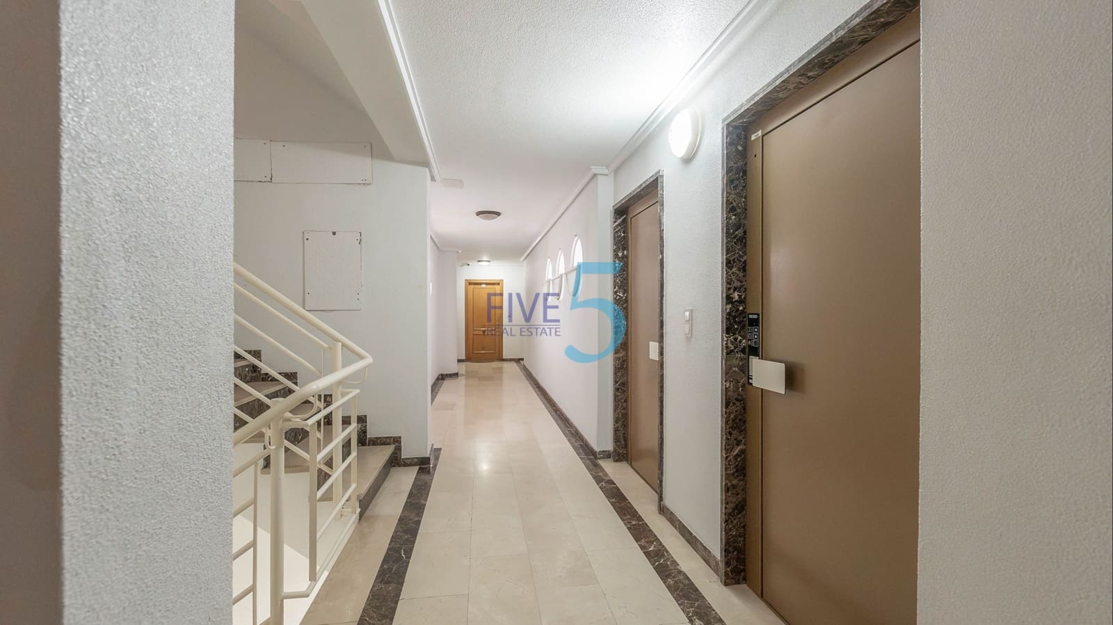 2 quarto Apartamento para venda em Torrevieja com garagem - 159 900 € (Ref: 9953117)