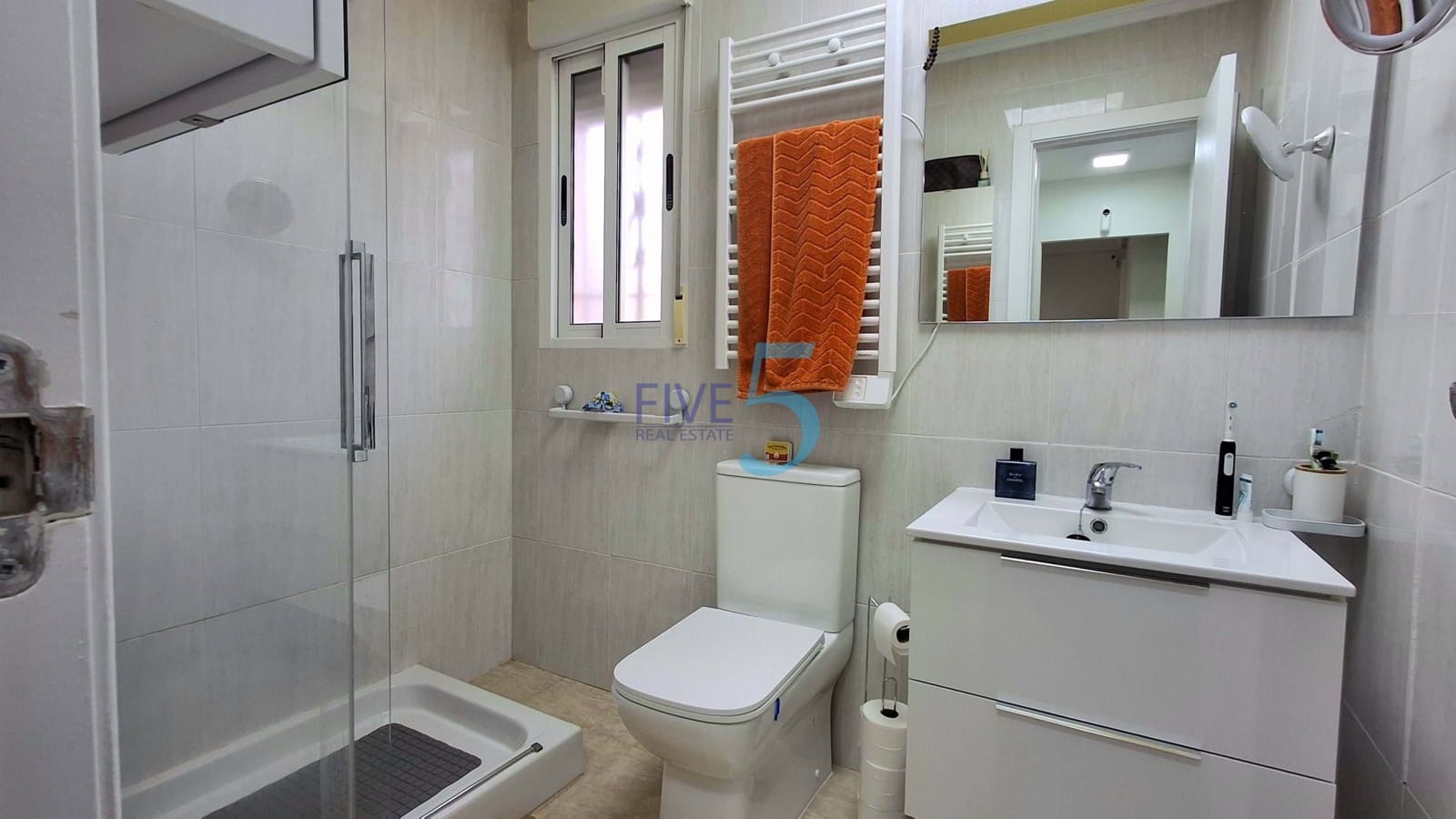 Apartamento de 3 habitaciones en Arenales del Sol en venta con piscina garaje - 349.000 € (Ref: 9953121)