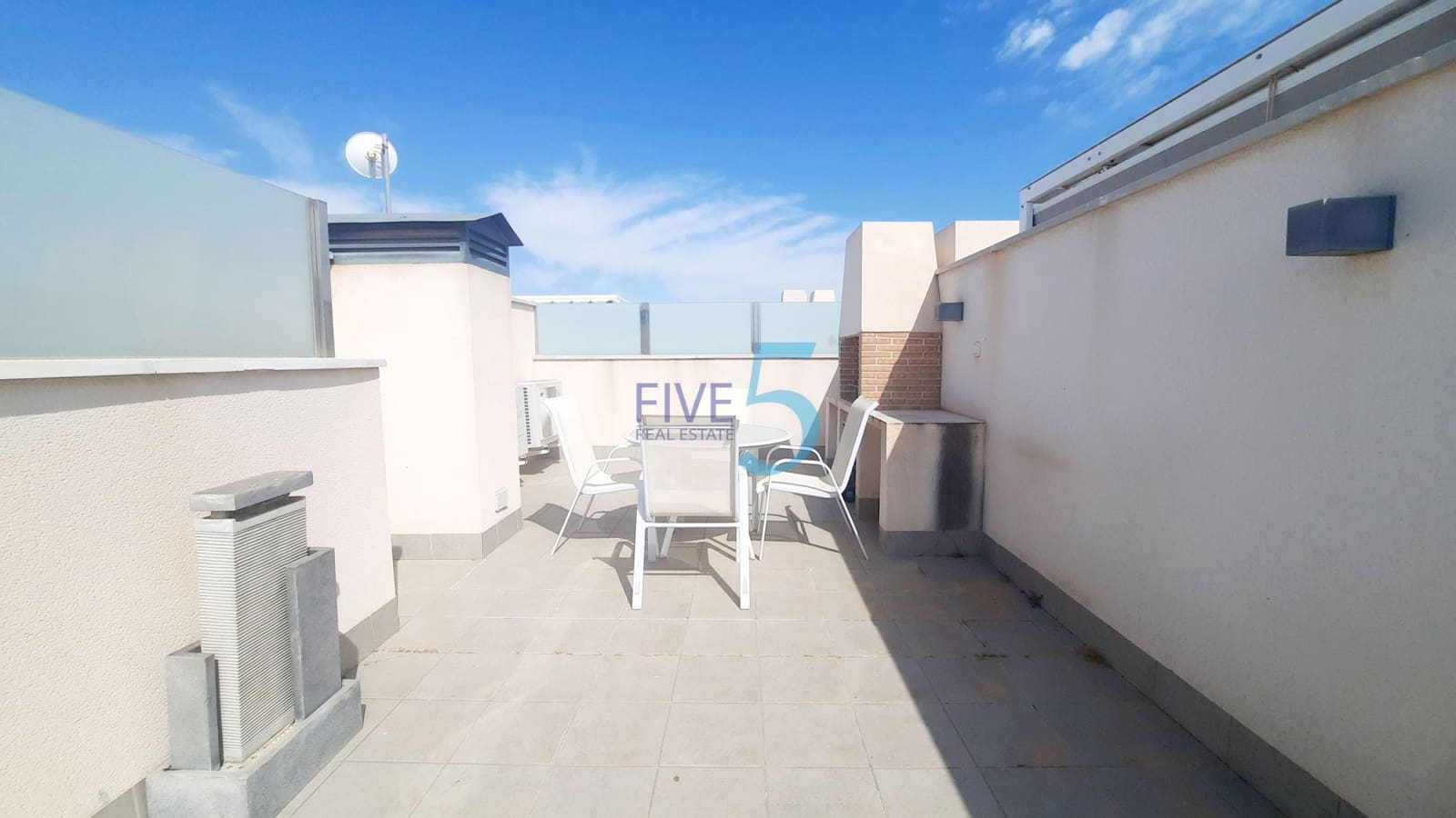 3 soverom Leilighet til salgs i Lo Pagan med svømmebasseng - € 235 000 (Ref: 9953285)