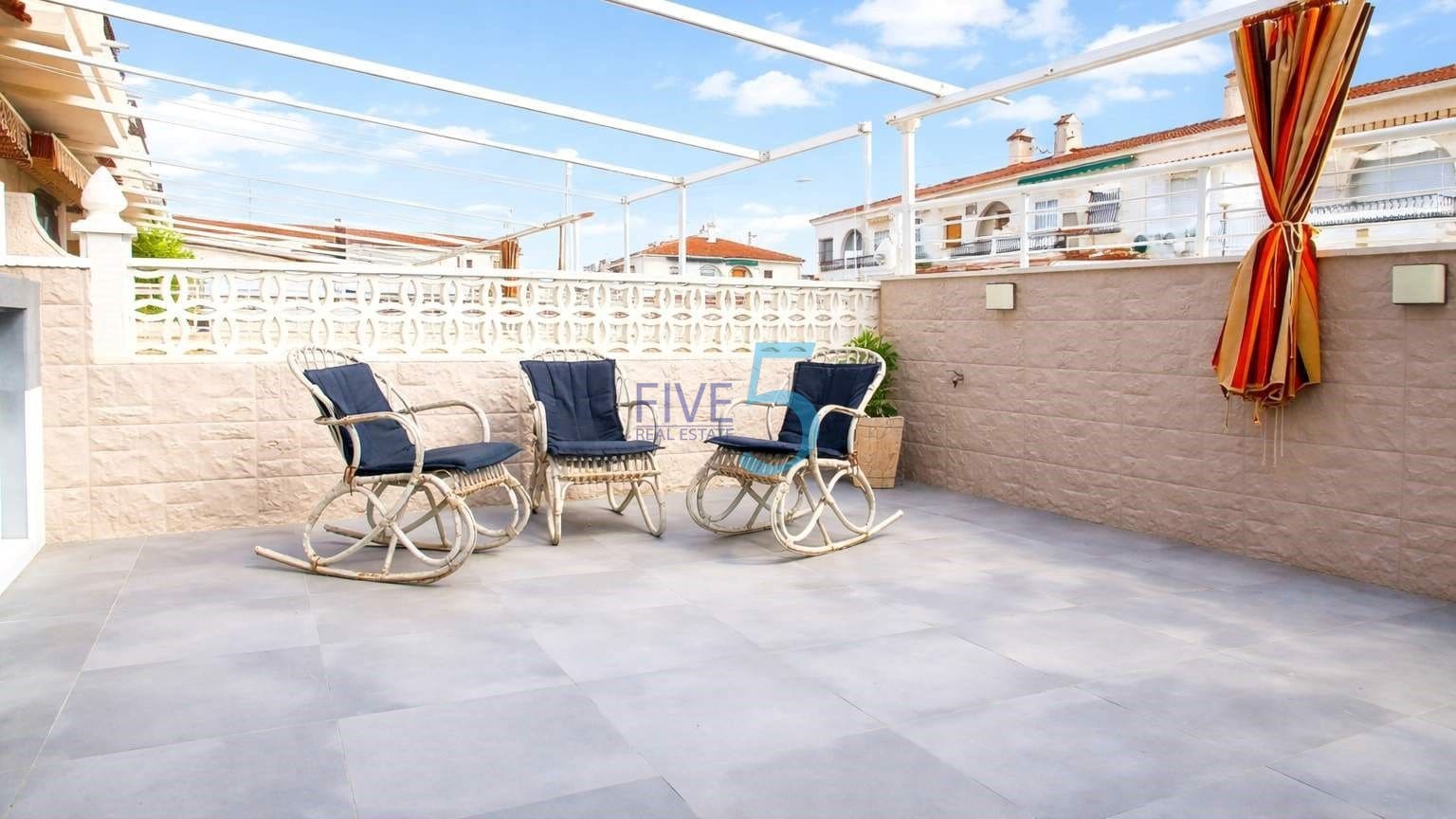 2 soveværelse Lejlighed til salg i Santa Pola med garage - € 289.000 (Ref: 9953591)
