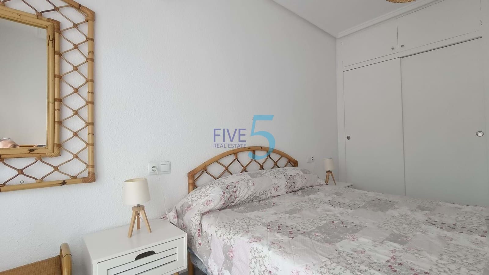 2 soveværelse Lejlighed til salg i Santa Pola med garage - € 289.000 (Ref: 9953591)