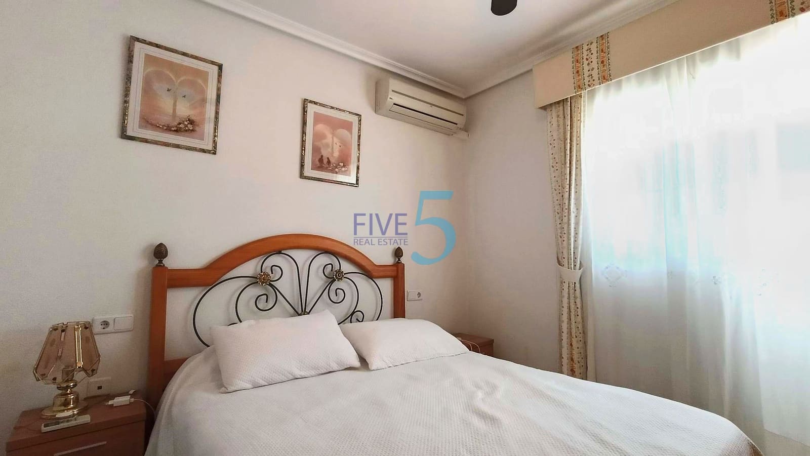 4 soveværelse Byhus til salg i Santa Pola med swimmingpool garage - € 275.000 (Ref: 9953592)