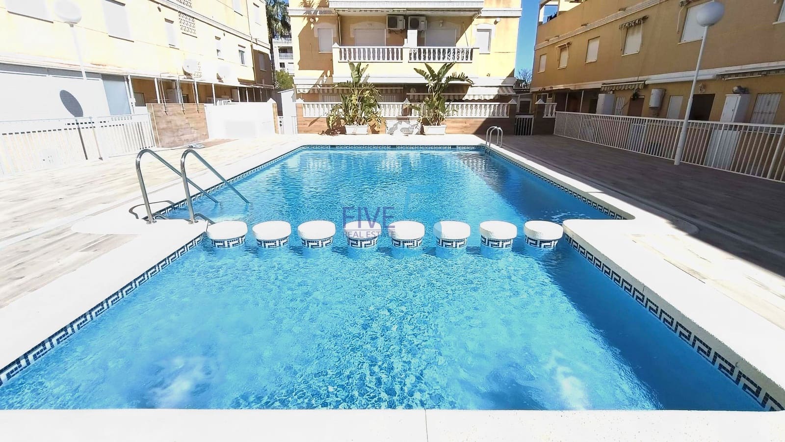 4 soveværelse Byhus til salg i Santa Pola med swimmingpool garage - € 275.000 (Ref: 9953592)