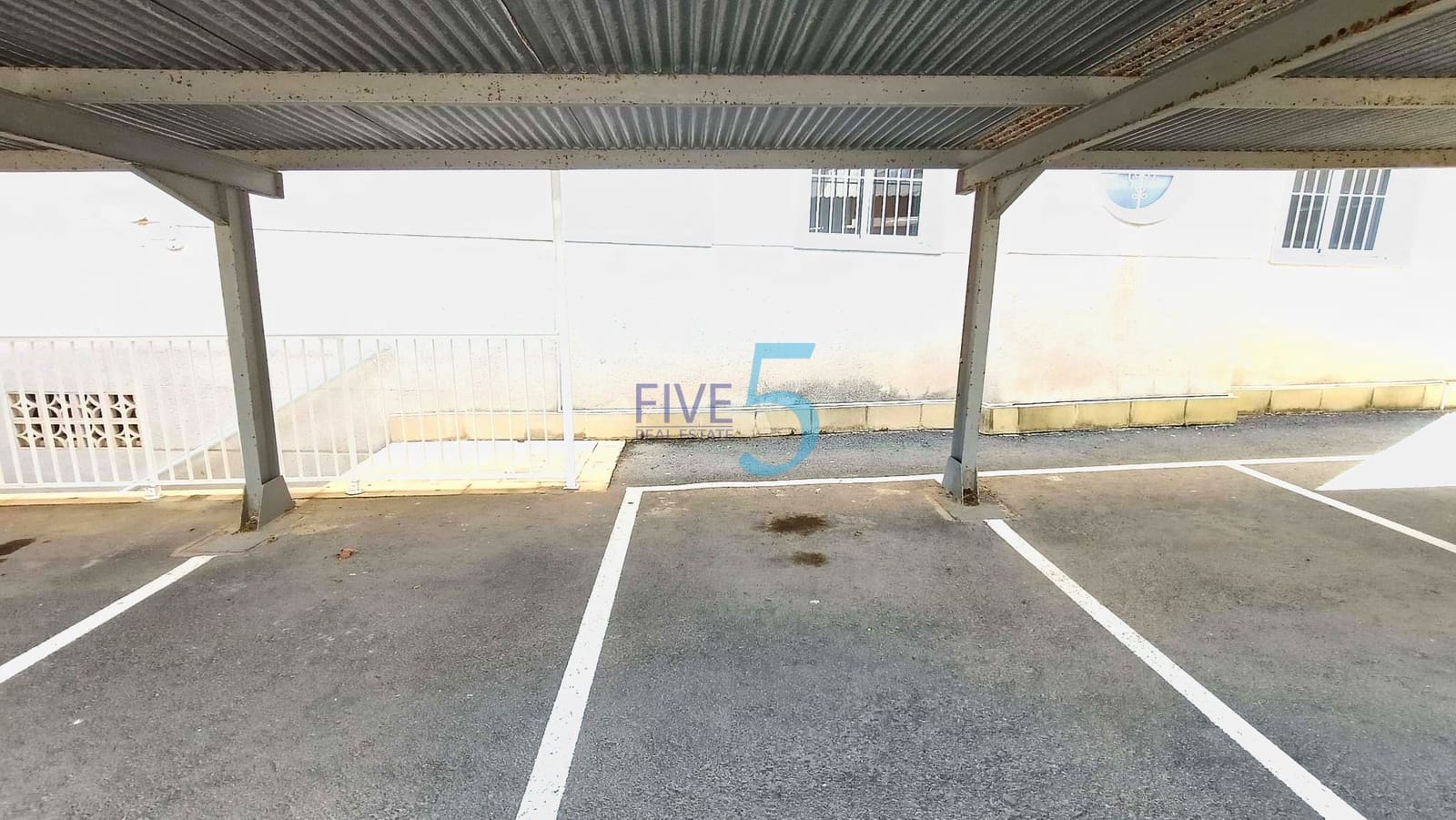 3 soveværelse Lejlighed til salg i Arenales del Sol med swimmingpool garage - € 309.000 (Ref: 9953595)