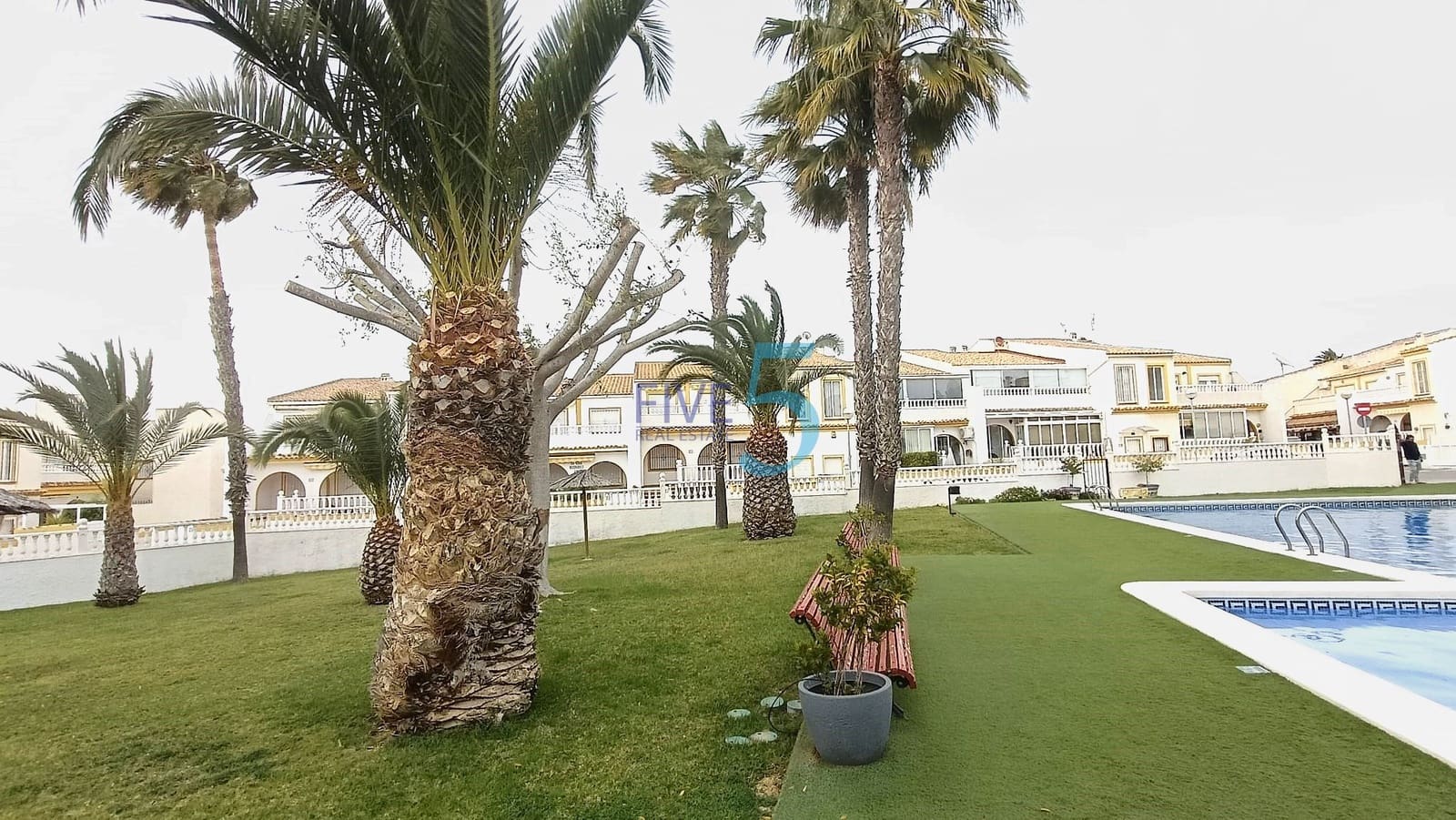 3 chambre Appartement à vendre à Gran Alacant avec piscine - 259 000 € (Ref: 9953596)