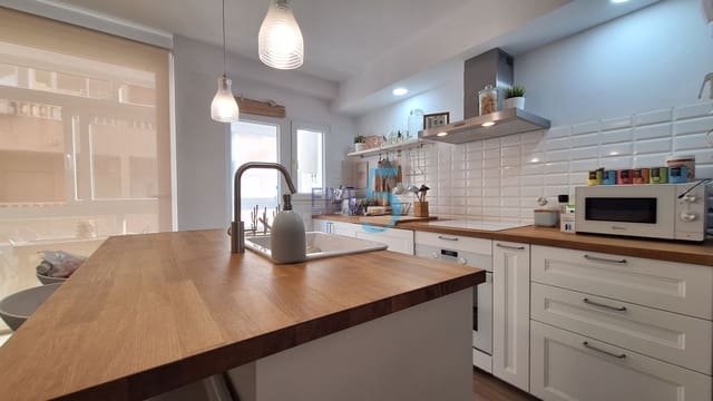 3 chambre Appartement à vendre à Torrevieja - 185 000 € (Ref: 9954484)