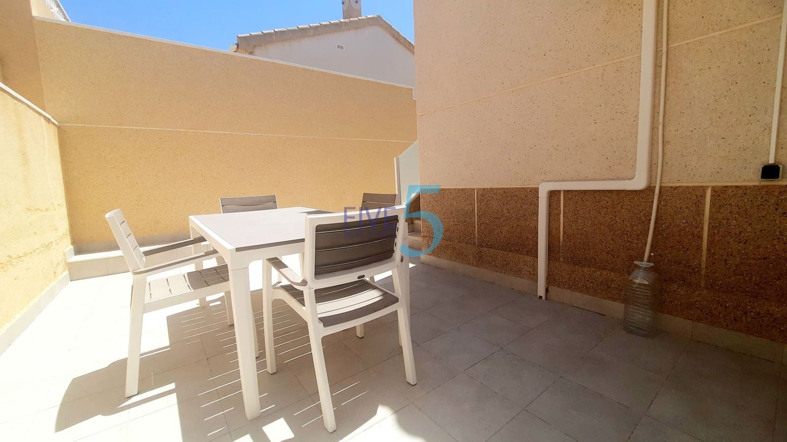 2 soveværelse Villa til salg i Los Altos med swimmingpool garage - € 245.000 (Ref: 9954485)