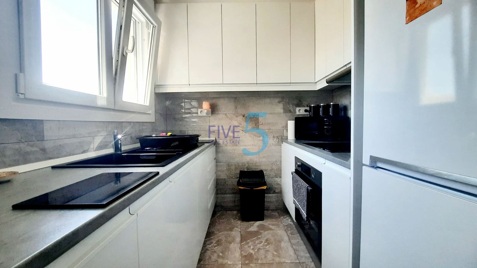 2 soveværelse Villa til salg i Los Altos med swimmingpool garage - € 245.000 (Ref: 9954485)