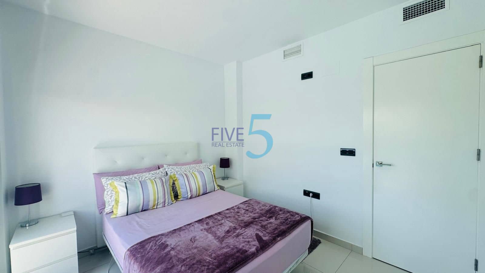 3 soveværelse Villa til salg i Ciudad Quesada med swimmingpool garage - € 520.000 (Ref: 9954580)