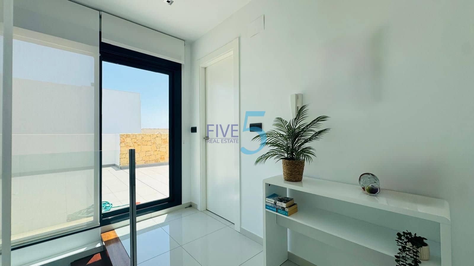 3 soveværelse Villa til salg i Ciudad Quesada med swimmingpool garage - € 520.000 (Ref: 9954580)