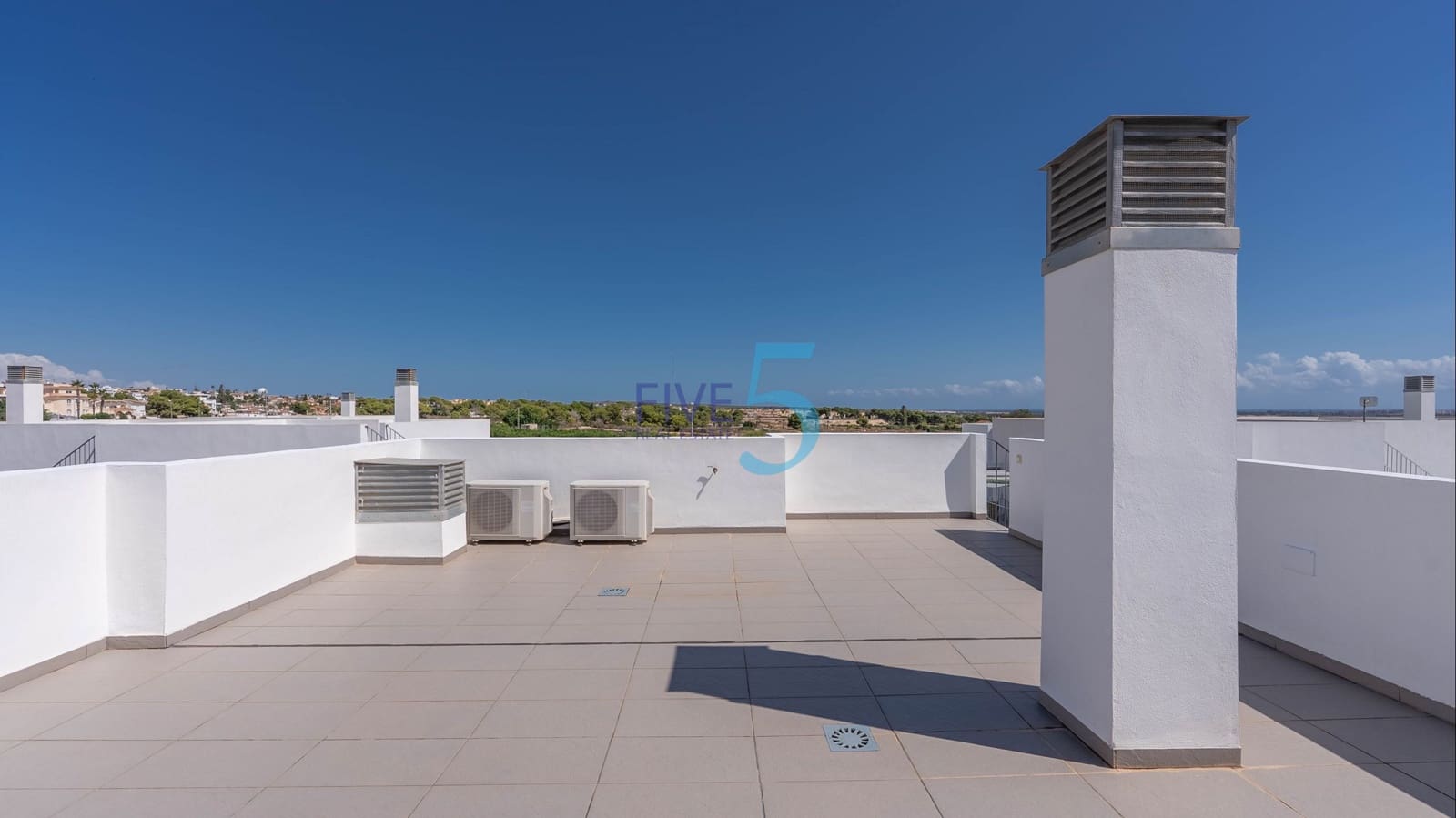 3 soveværelse Villa til salg i Ciudad Quesada med swimmingpool garage - € 499.999 (Ref: 9954580)