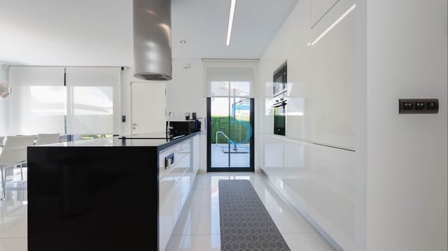 3 sovrum Villa till salu i Ciudad Quesada, Rojales med pool garage - 520 000 € (Ref: 9954580)