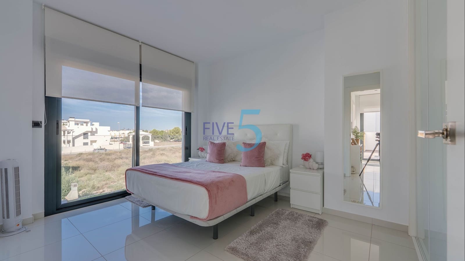 3 soveværelse Villa til salg i Ciudad Quesada med swimmingpool garage - € 499.999 (Ref: 9954580)