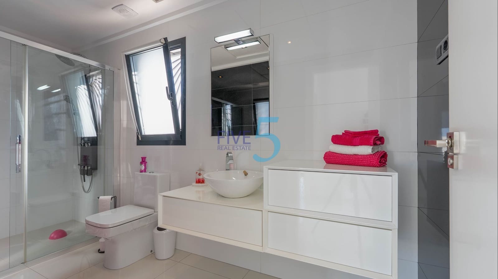 3 soveværelse Villa til salg i Ciudad Quesada med swimmingpool garage - € 499.999 (Ref: 9954580)